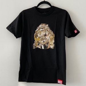 Men’s Breezy Excursion Gold Jesus Tee Size Small